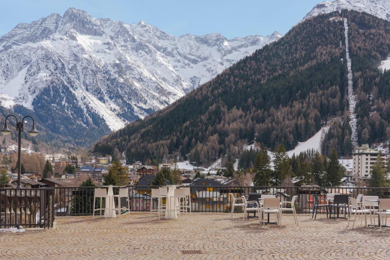 Hotel Garni Cristallo Ponte Di Legno Bagian luar foto