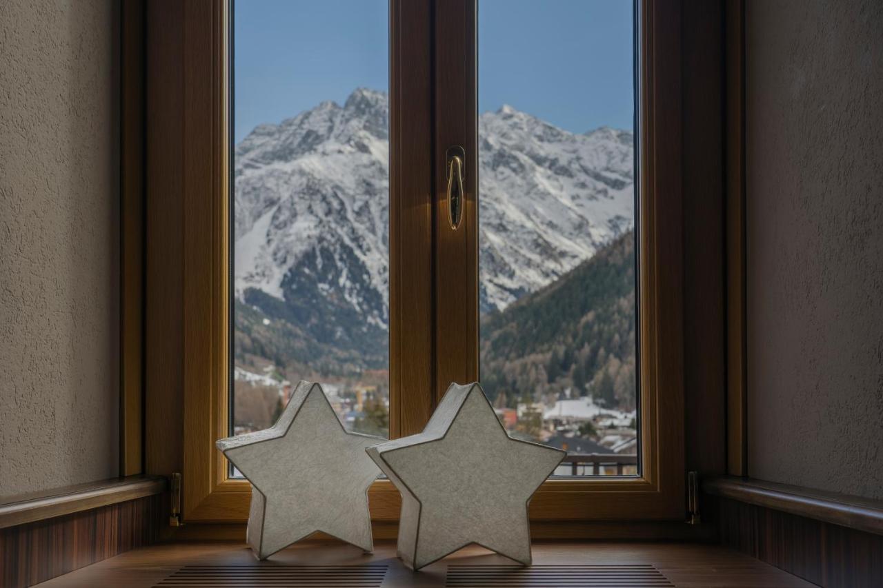 Hotel Garni Cristallo Ponte Di Legno Bagian luar foto