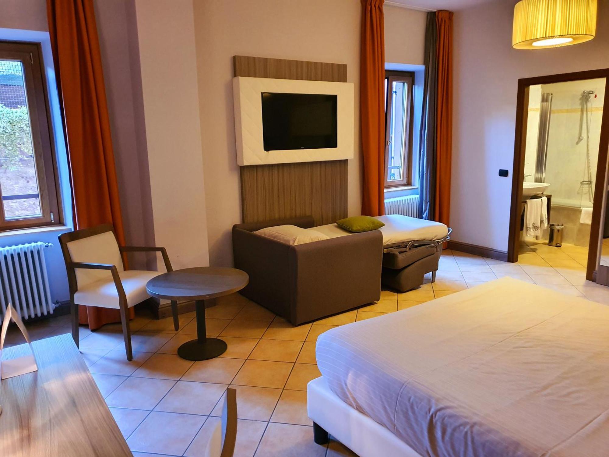 Hotel Garni Cristallo Ponte Di Legno Ruang foto
